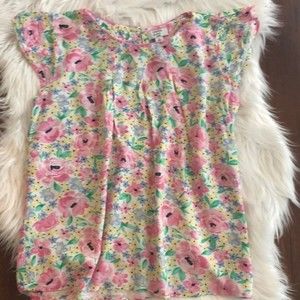 Crown & Ivy Girls floral top